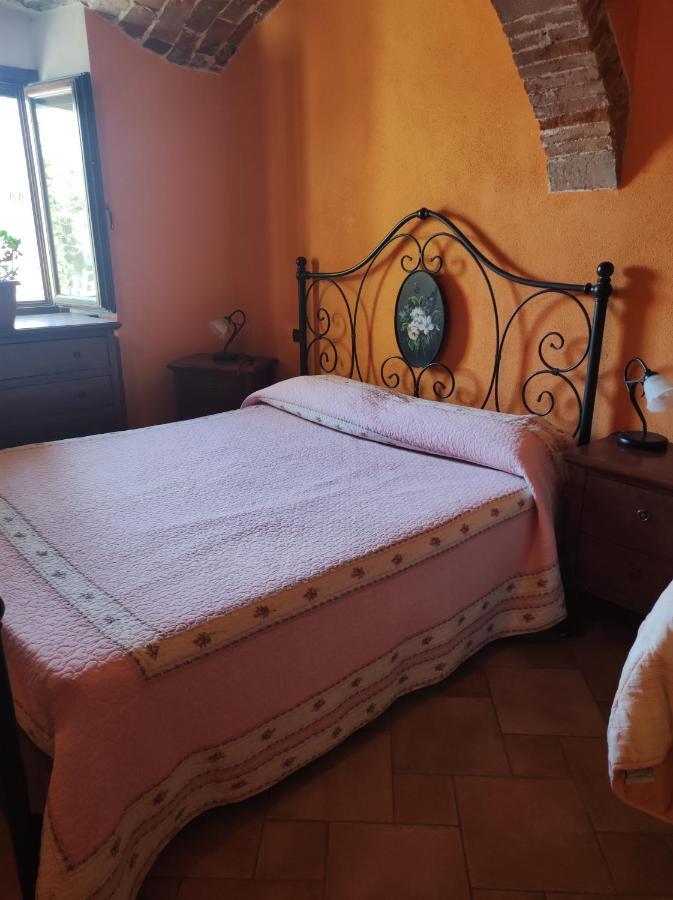 Notti magiche Bed and Breakfast Castelvecchio Calvisio Esterno foto